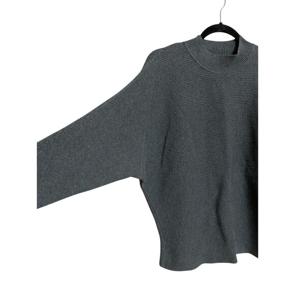 Vince Camuto Ribbed Bat Wing Sleeve  Top Size L Gray - Picture 2 of 5